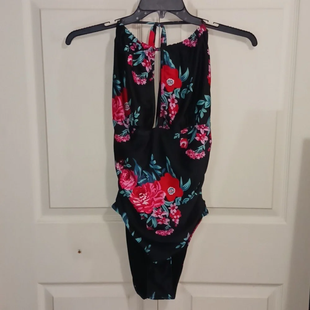B2Prity one piece monokini halter tummy control swimsuit - XL - black floral - Picture 3 of 11